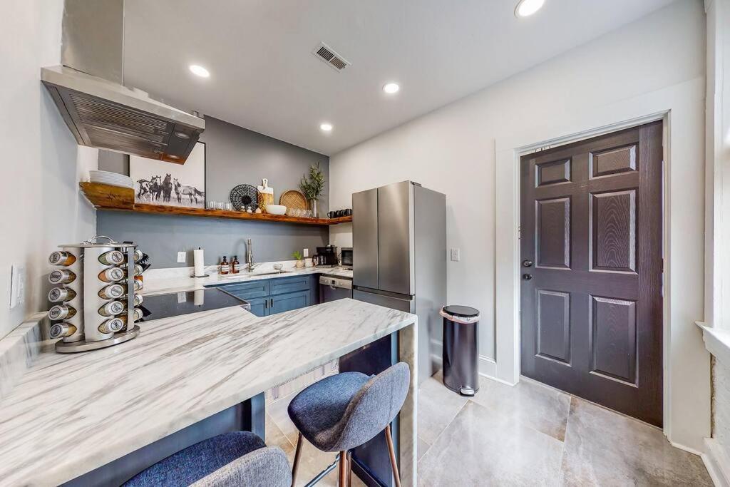 Luxury 8 Bed/4 Ba Nulu Home Private Yard/Parking Louisville-Jefferson County Extérieur photo